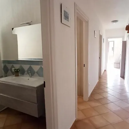 Casa Leon By La Via Del Mare Viaggi E Vacanze דירה