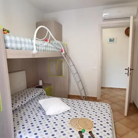 Apartment Casa Leon By La Via Del Mare Viaggi E Vacanze