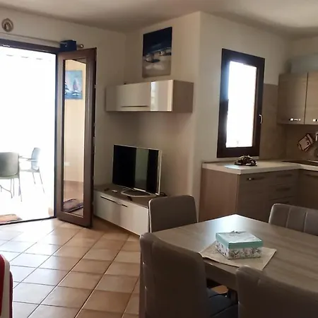 Casa Leon By La Via Del Mare Viaggi E Vacanze 아파트 *