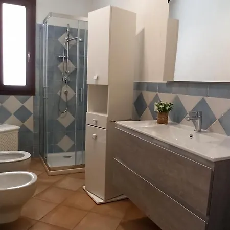 아파트 Casa Leon By La Via Del Mare Viaggi E Vacanze *